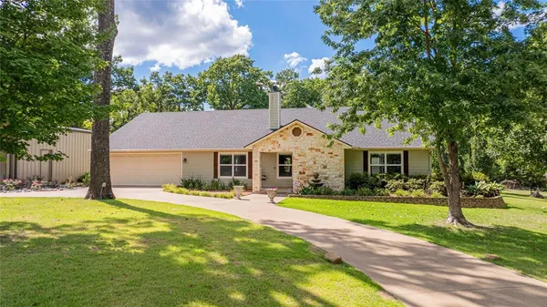 $599,900 | 303 County Road 2310, Mineola, TX 75773