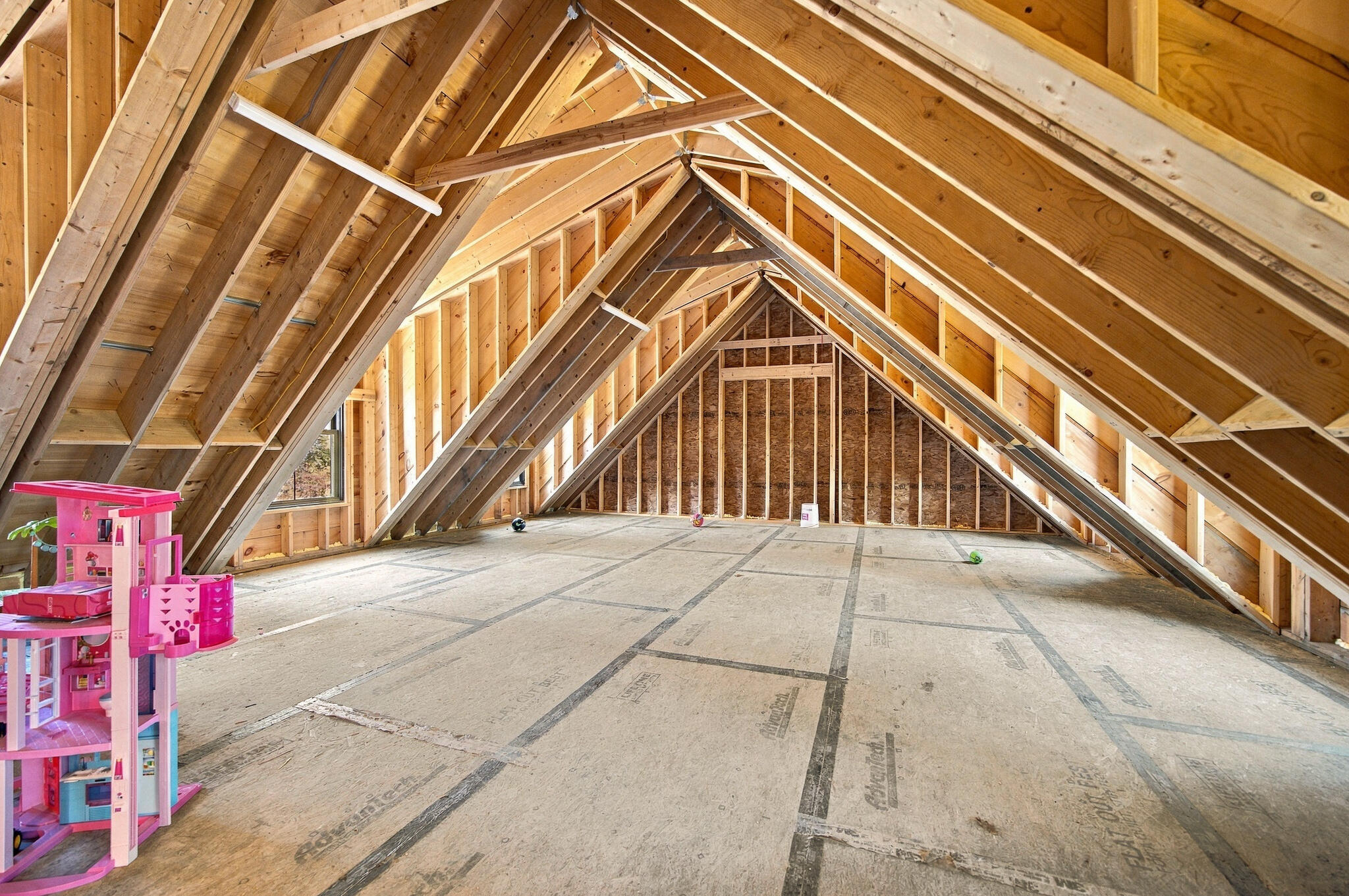 511 Main Road North Hampden, ME 04444 - Photo 63 of 65 Interiors-24