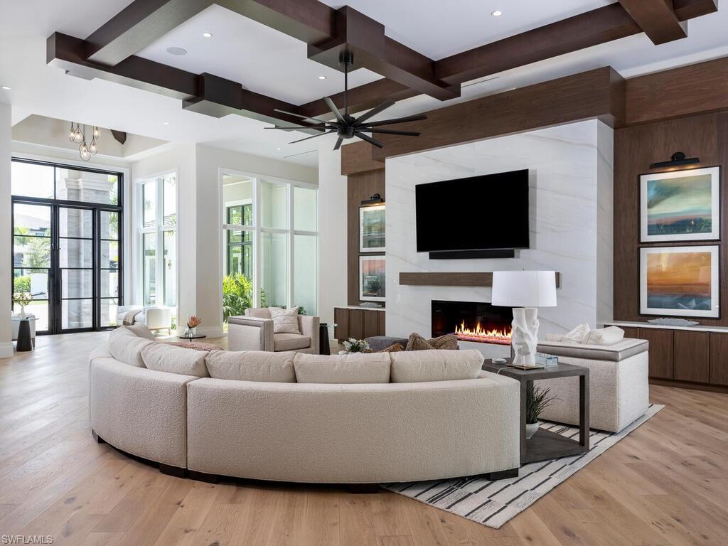 799 Cassena Road Naples, FL 34108 - Photo 4 of 37 Great Room
