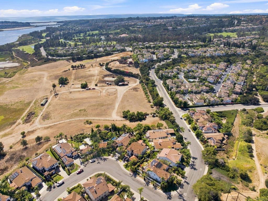 1745 Hummingbird Road Carlsbad, CA 92011 - Photo 73 of 75 Gallery Image 73