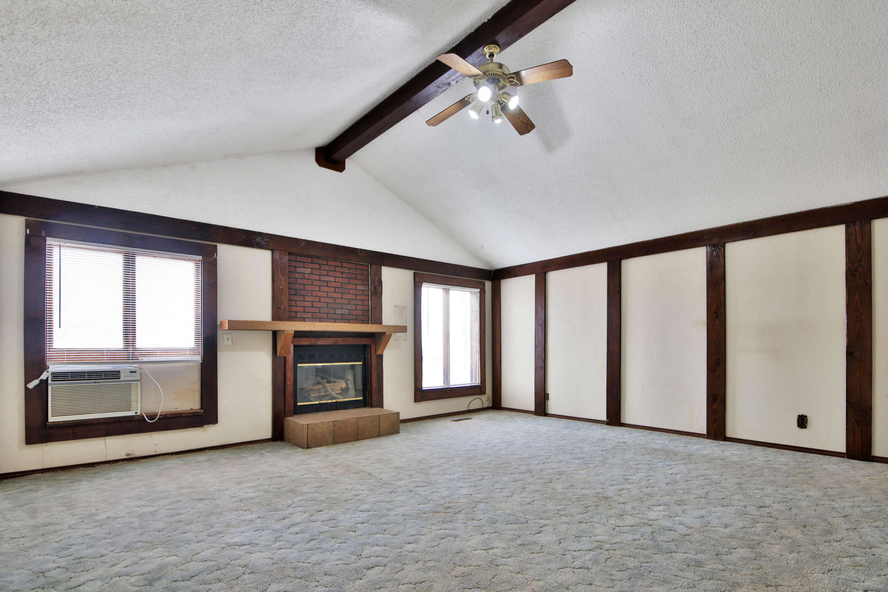 6756 Bear Road Lubbock, TX 79407 - Photo 4 of 36 IMG_0771