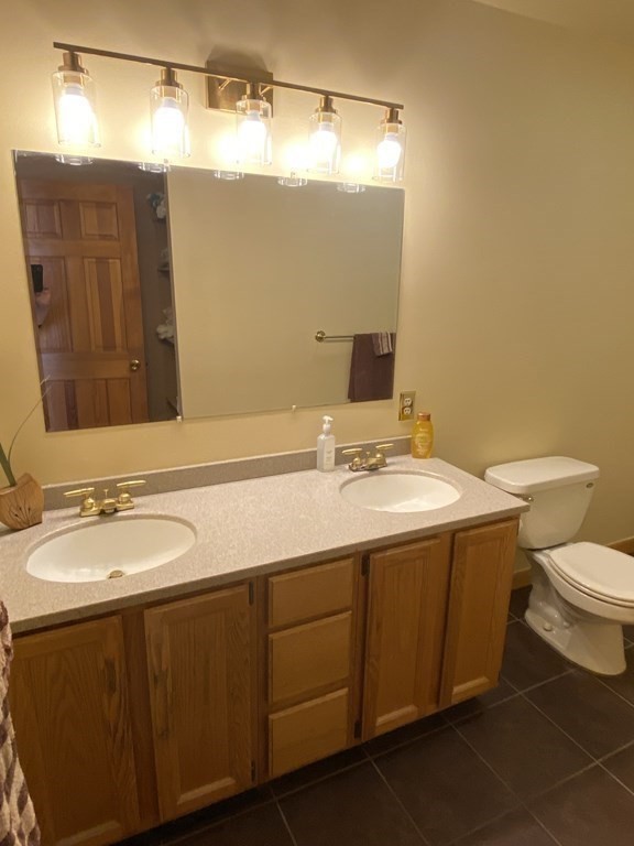 352 Wilson Hill Road Colrain, MA 01340 - Photo 7 of 27