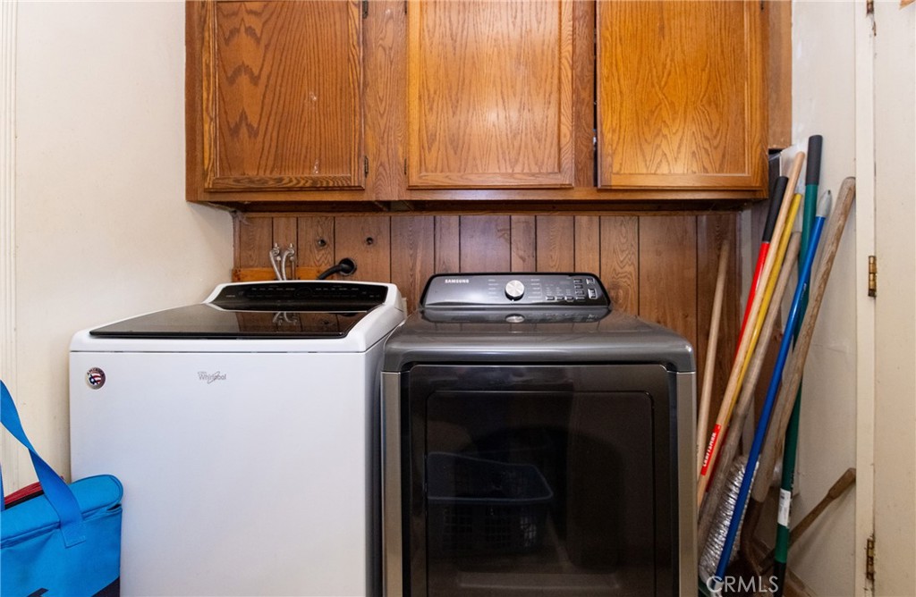 13426 Mercer Street Pacoima, CA 91331 - Photo 6 of 20 Laundry Room