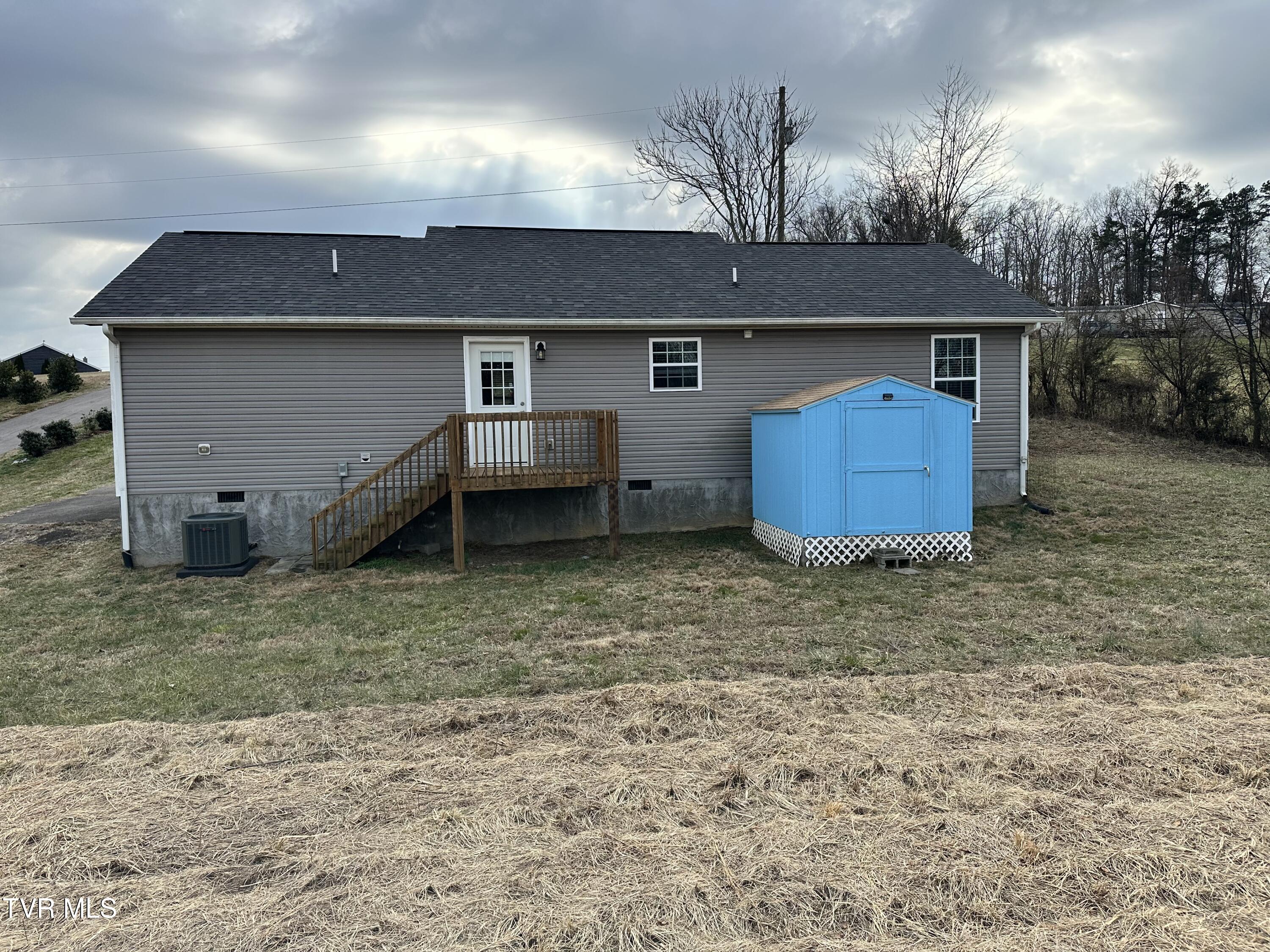 719 Parsonage Road Dandridge, TN 37725 - Photo 13 of 16 IMG_3987