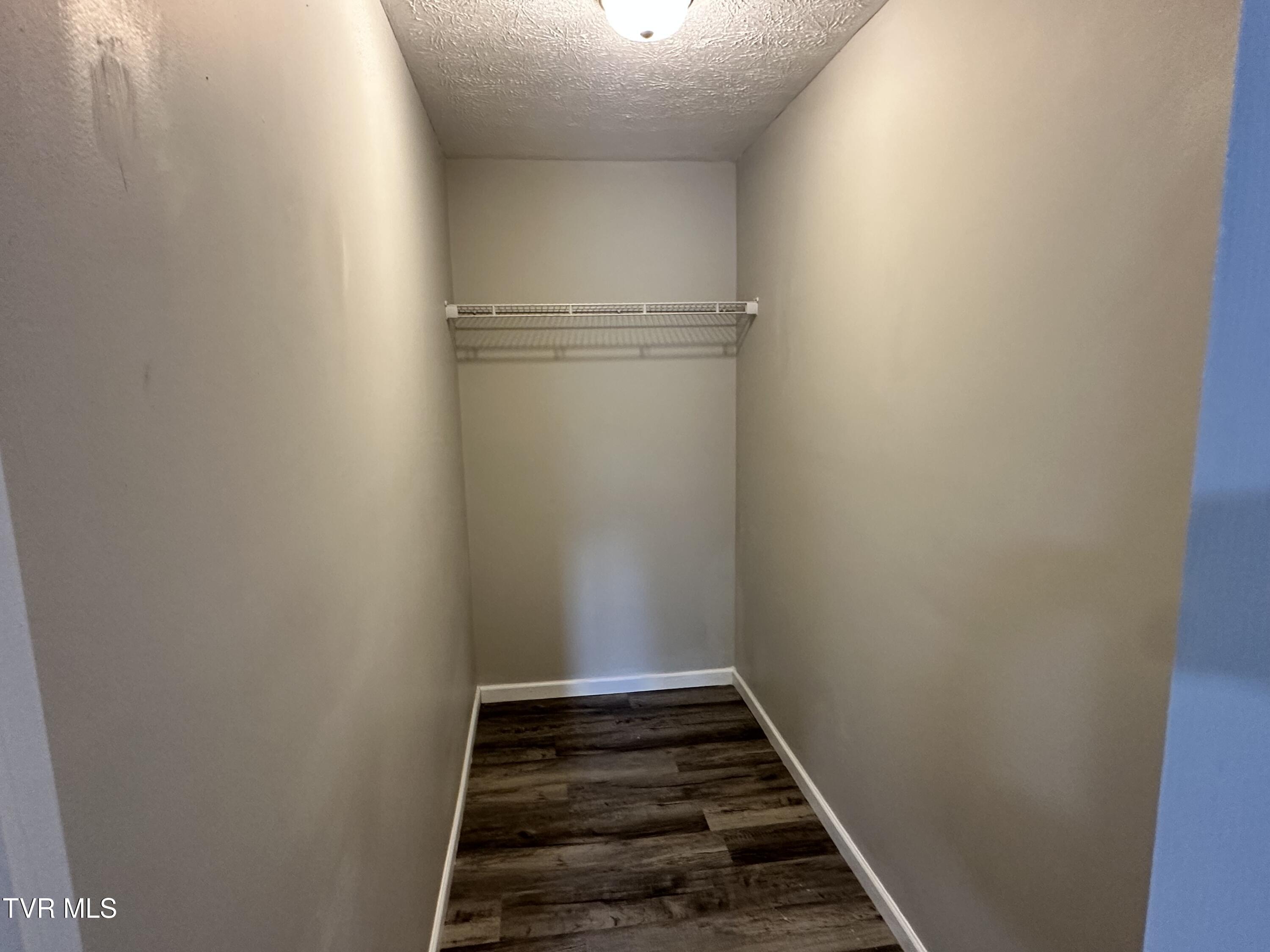 719 Parsonage Road Dandridge, TN 37725 - Photo 6 of 16 IMG_3998