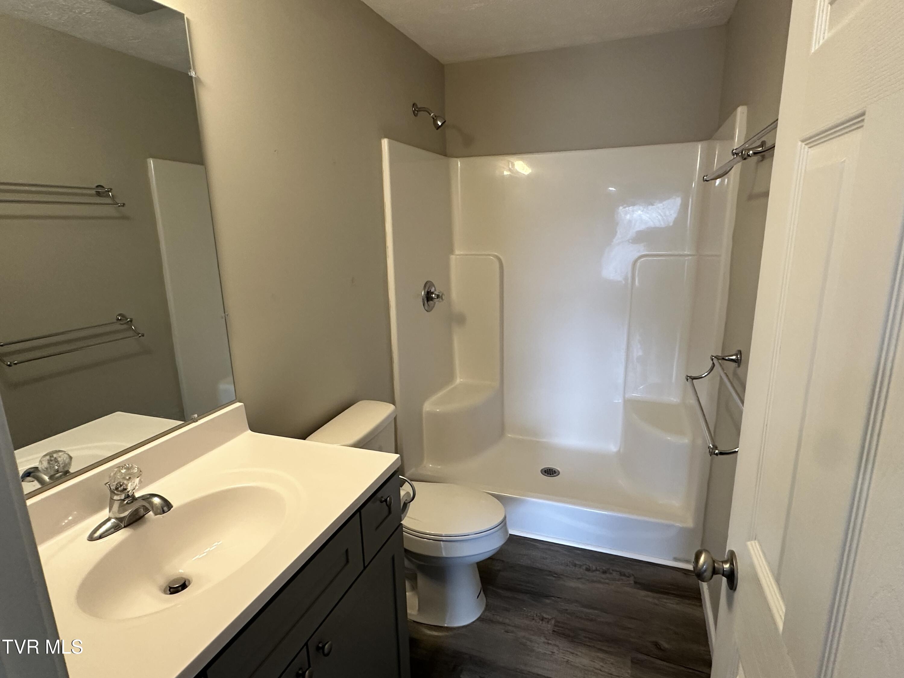 719 Parsonage Road Dandridge, TN 37725 - Photo 7 of 16 IMG_3997