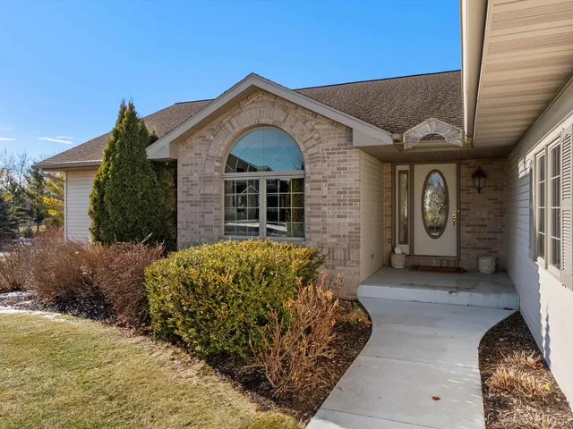 $479,000 | 157 Meadow Ridge Drive, Sheboygan Falls, WI 53085