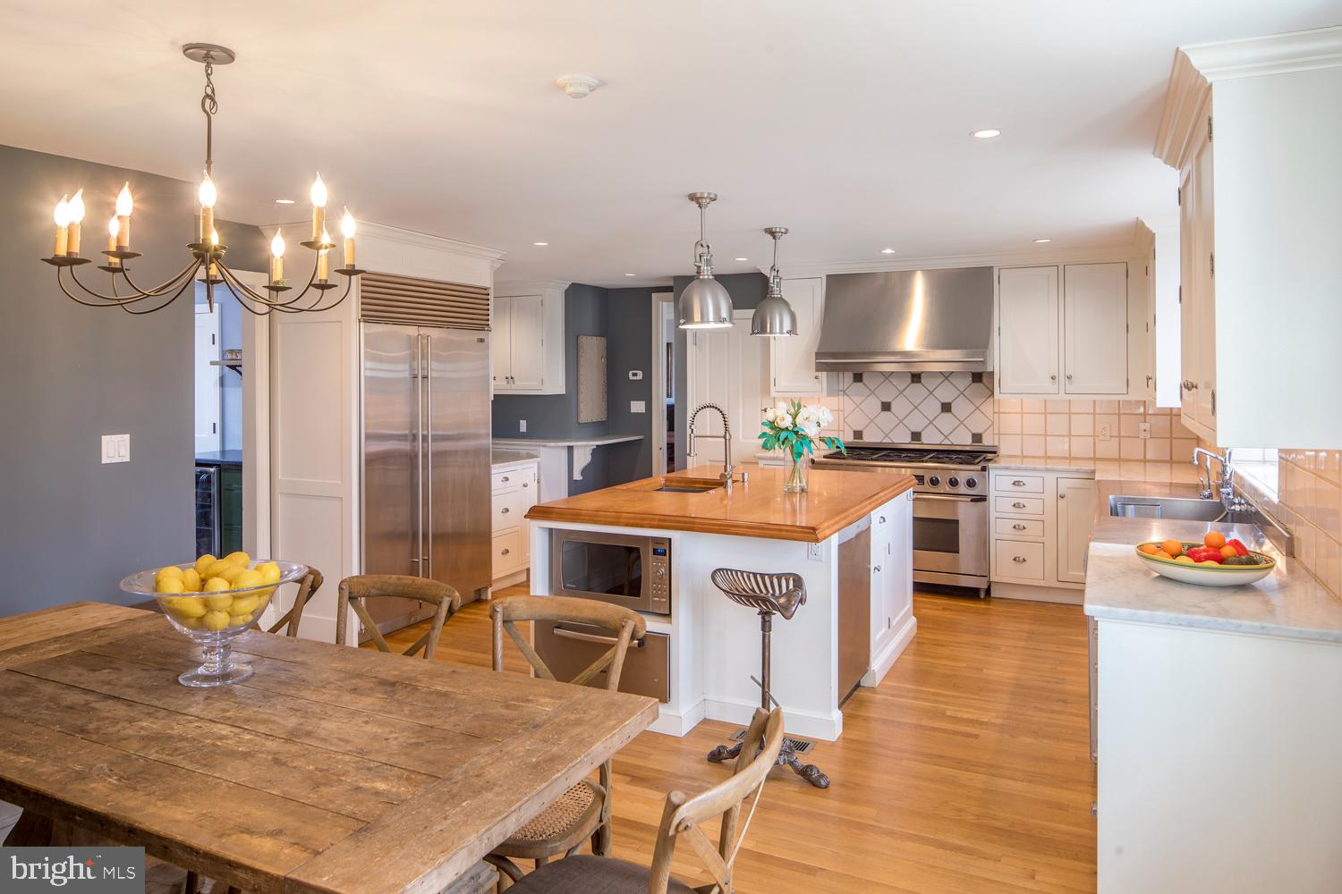 320 Fairhill Road Wynnewood, PA 19096 - Photo 8 of 26 Kitchen & Breakfast Room
