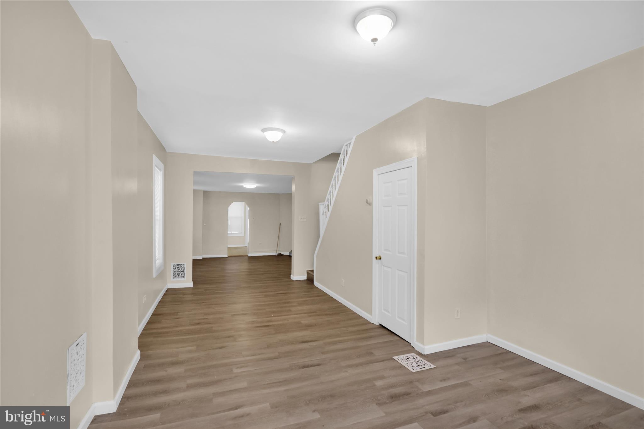 121 West Elm Street Reading, PA 19601 - Photo 6 of 27 360_6871