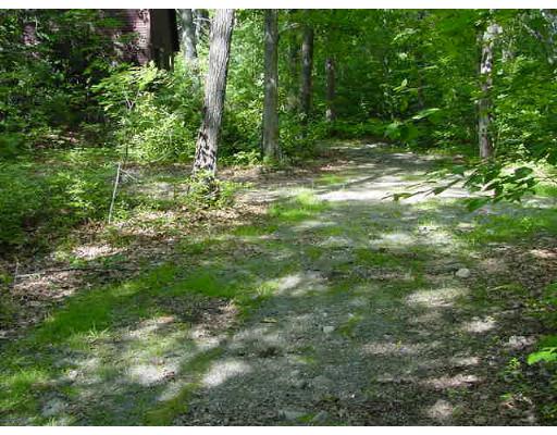 107 Coburn Road Berlin, MA 01503 - Photo 8 of 9