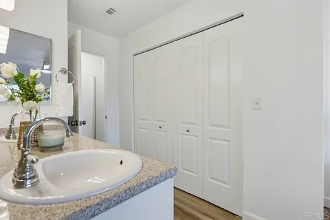 $525,000 | 4208 La Casita Way, Unit 3, Oceanside, CA 92057