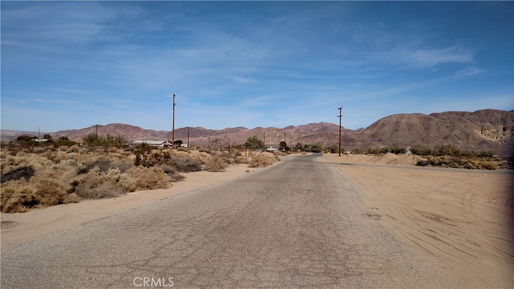 37265 Yermo Road Yermo, CA 92398 - Photo 4 of 12 Jellico St
