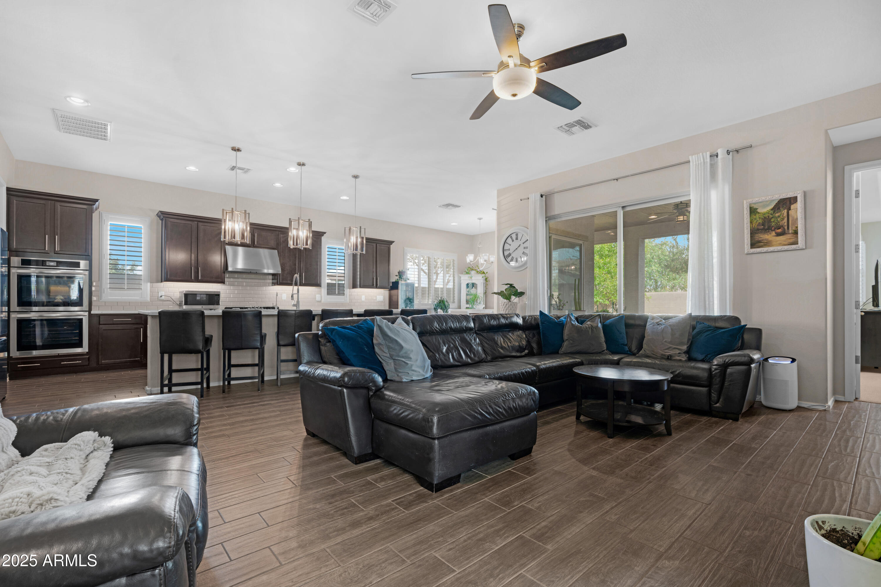 4341 South Mayfair Way Gilbert, AZ 85297 - Photo 16 of 39 Living 1