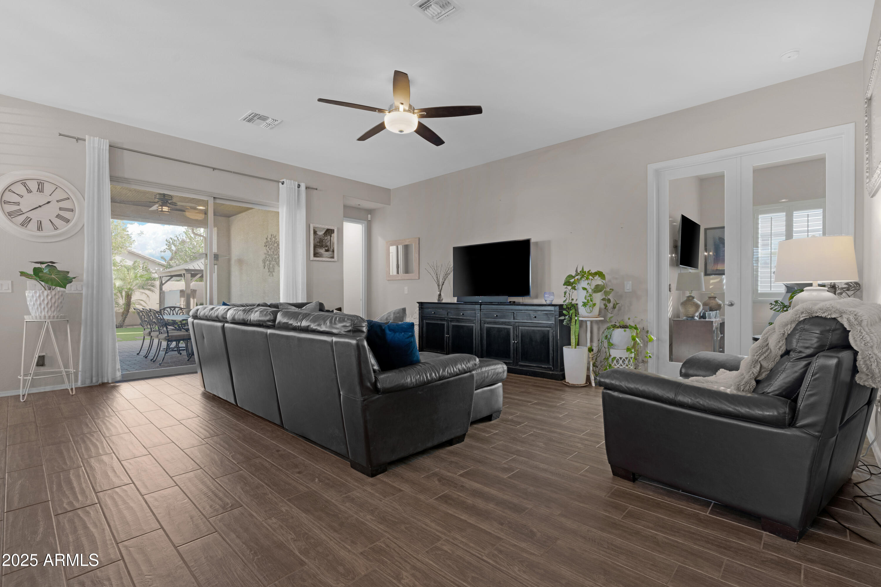 4341 South Mayfair Way Gilbert, AZ 85297 - Photo 18 of 39 Living 2