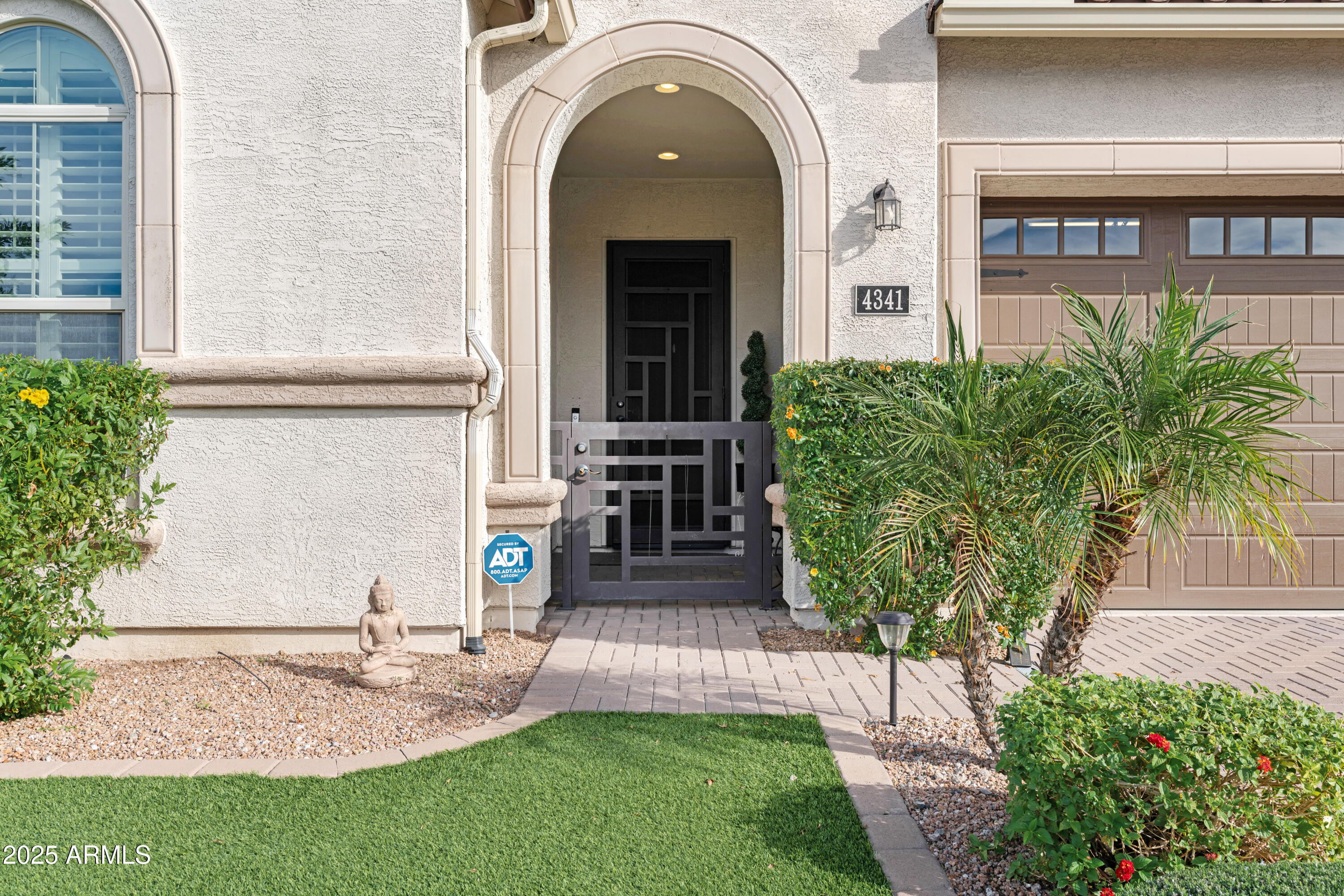 4341 South Mayfair Way Gilbert, AZ 85297 - Photo 2 of 39 Front of Home 4