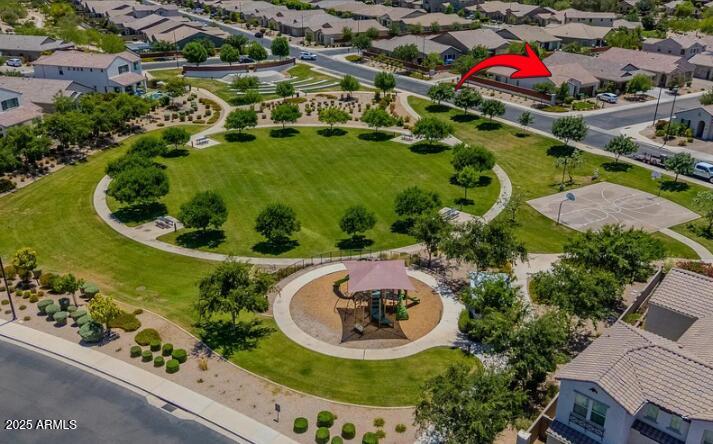 4341 South Mayfair Way Gilbert, AZ 85297 - Photo 38 of 39 Maureen Arrow Pic 1