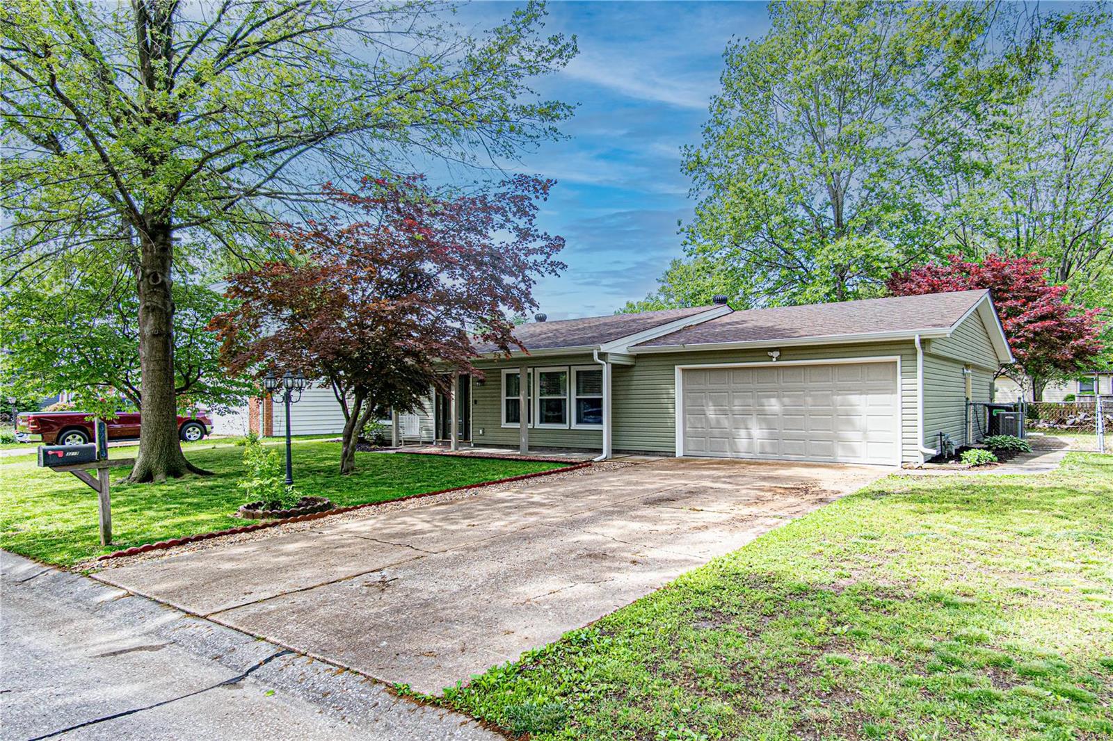3213 Mill Springs Road Belleville, IL 62221 - Photo 2 of 38 Gallery Image 2