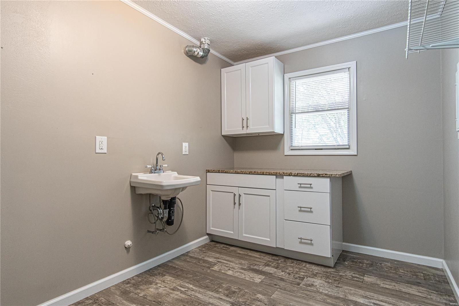 3213 Mill Springs Road Belleville, IL 62221 - Photo 35 of 38 Gallery Image 35