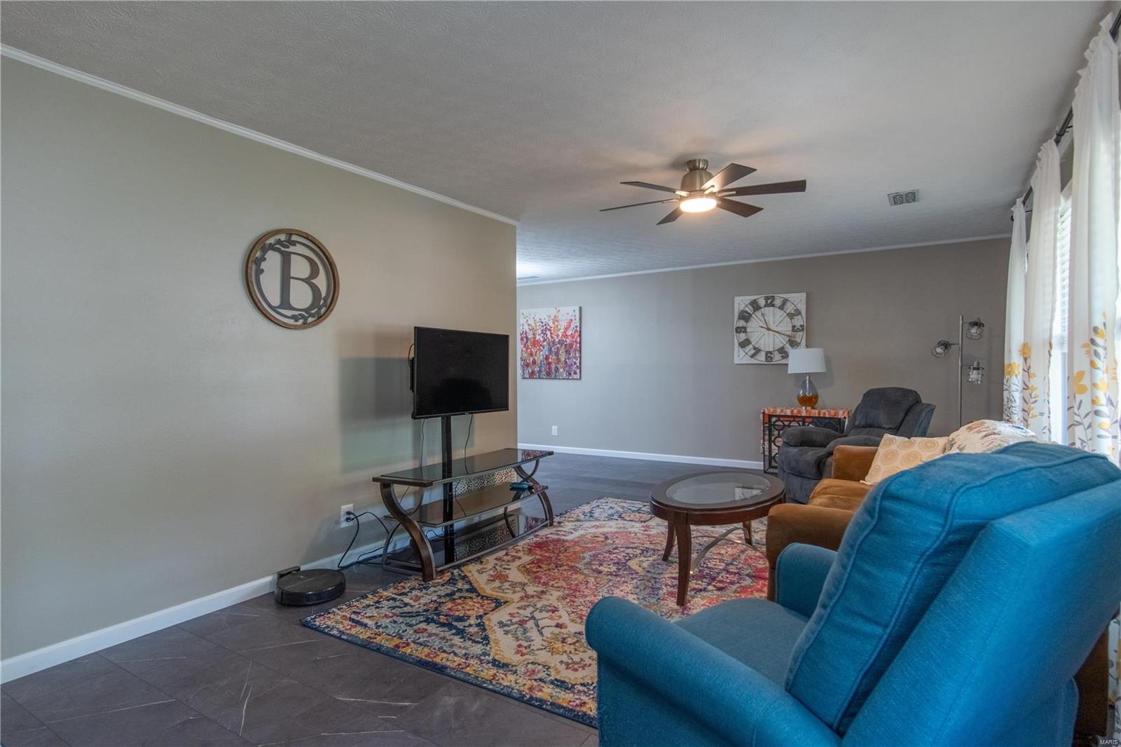 3213 Mill Springs Road Belleville, IL 62221 - Photo 5 of 38 Gallery Image 5
