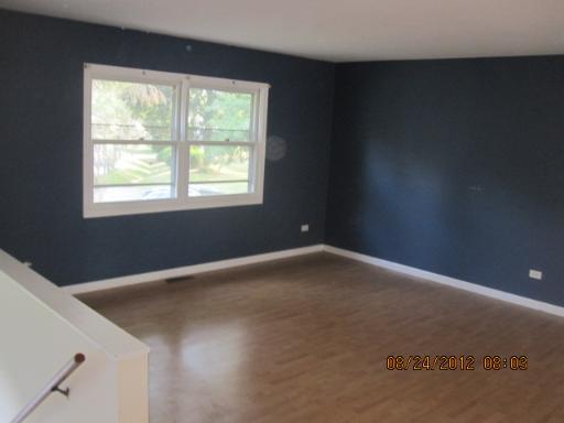 6401 High Line Road Crystal Lake, IL 60012 - Photo 2 of 13