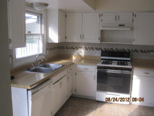 6401 High Line Road Crystal Lake, IL 60012 - Photo 4 of 13