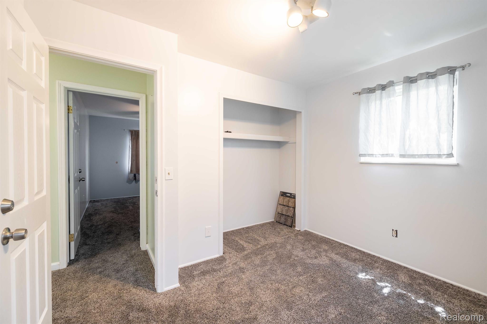 4053 North Genesee Road Flint, MI 48506 - Photo 17 of 29 Gallery Image 17