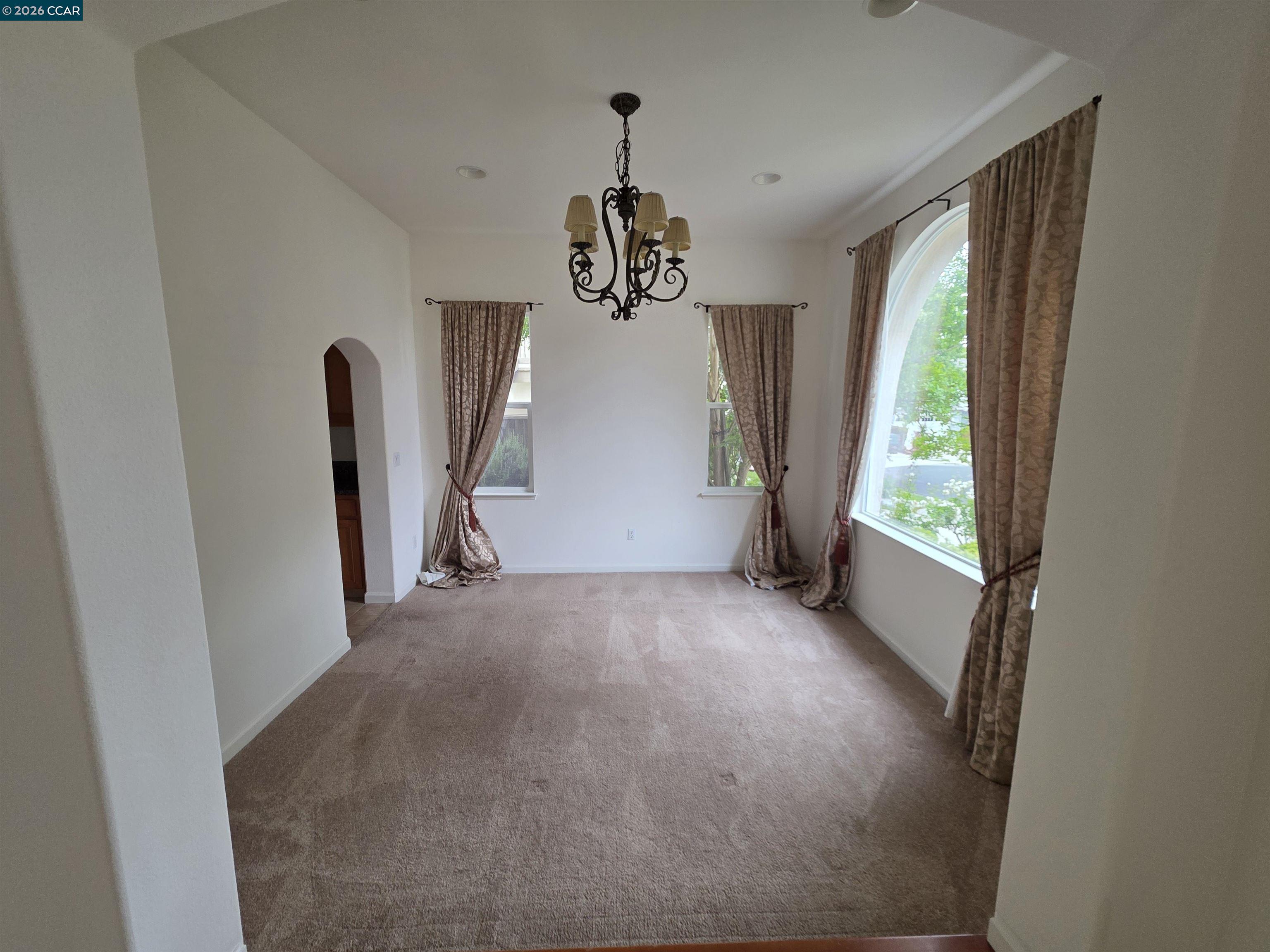1830 Hollyview Drive San Ramon, CA 94582 - Photo 5 of 36 a view of a livingroom with a window