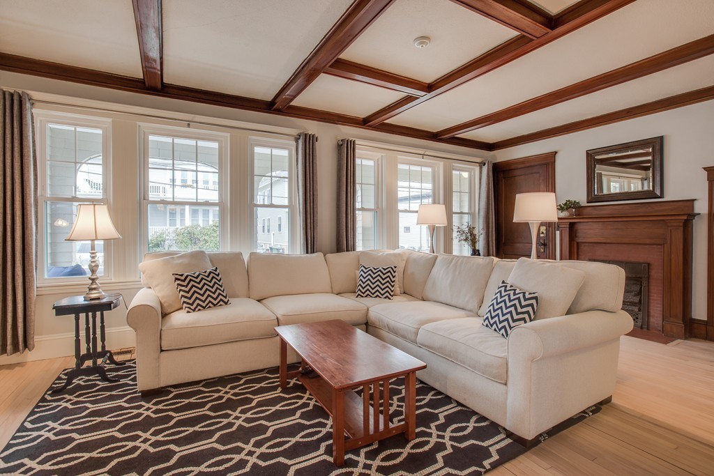 40 Commonwealth Road, Unit 1 Watertown, MA 02472 - Photo 3 of 26 Gallery Image 3