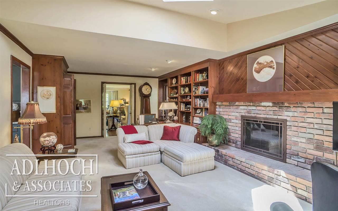1048 Audubon Road Grosse Pointe, MI 48230 - Photo 8 of 21 31291102-7.JPG
