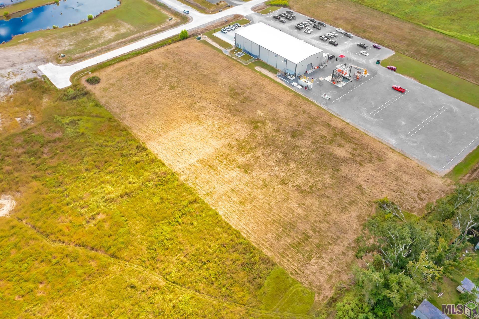 327 Trinity Lane Gray, LA 70359 - Photo 2 of 4