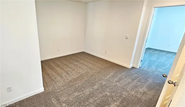 $2,095 | 915 Violet Heron Street, Henderson, NV 89011