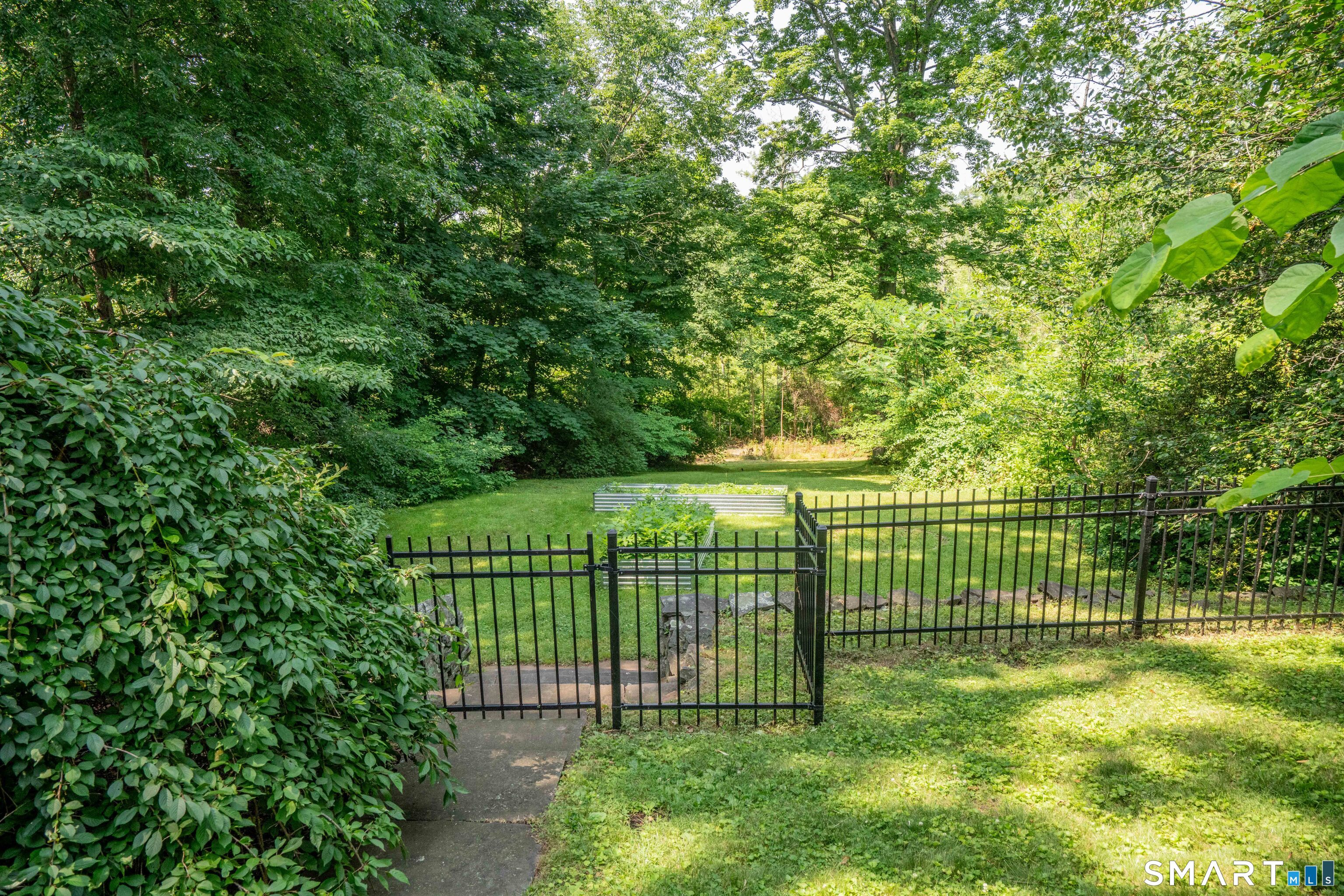 769 Ridge Road Wethersfield, CT 06109 - Photo 38 of 40