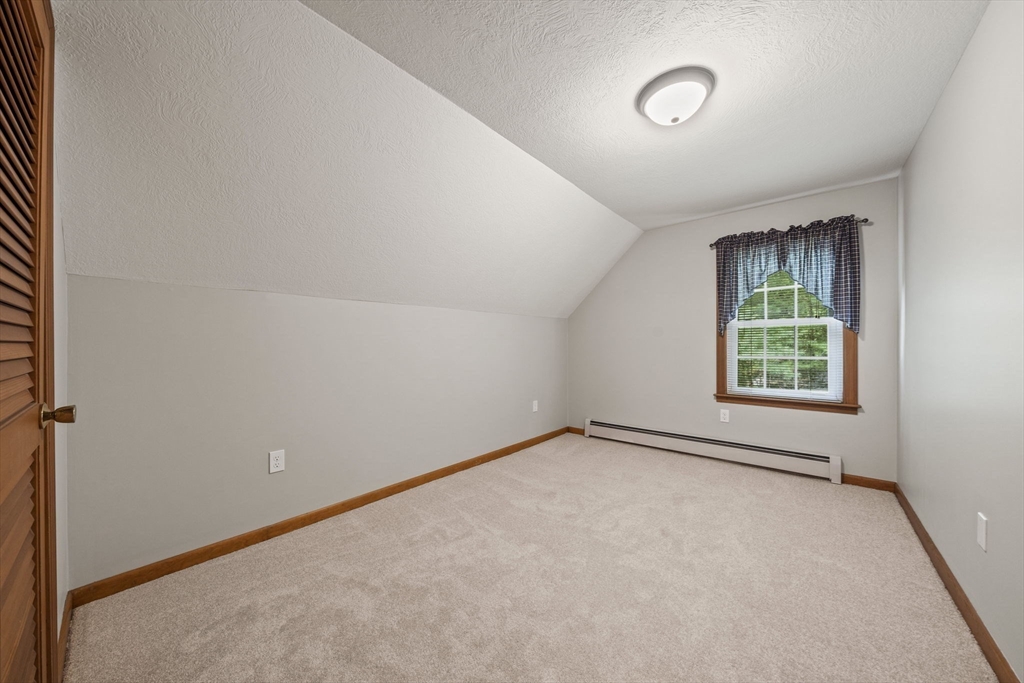 20 Aldana Road Halifax, MA 02338 - Photo 23 of 34