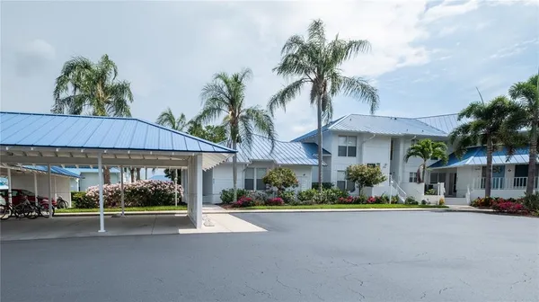 $2,400 | 831 Audubon Drive, Unit 831, Bradenton, FL 34209