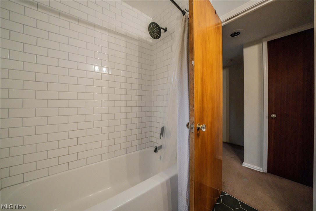 27814 Rexford Road Bay Village, OH 44140 - Photo 7 of 11 Bathroom with shower / bath combo