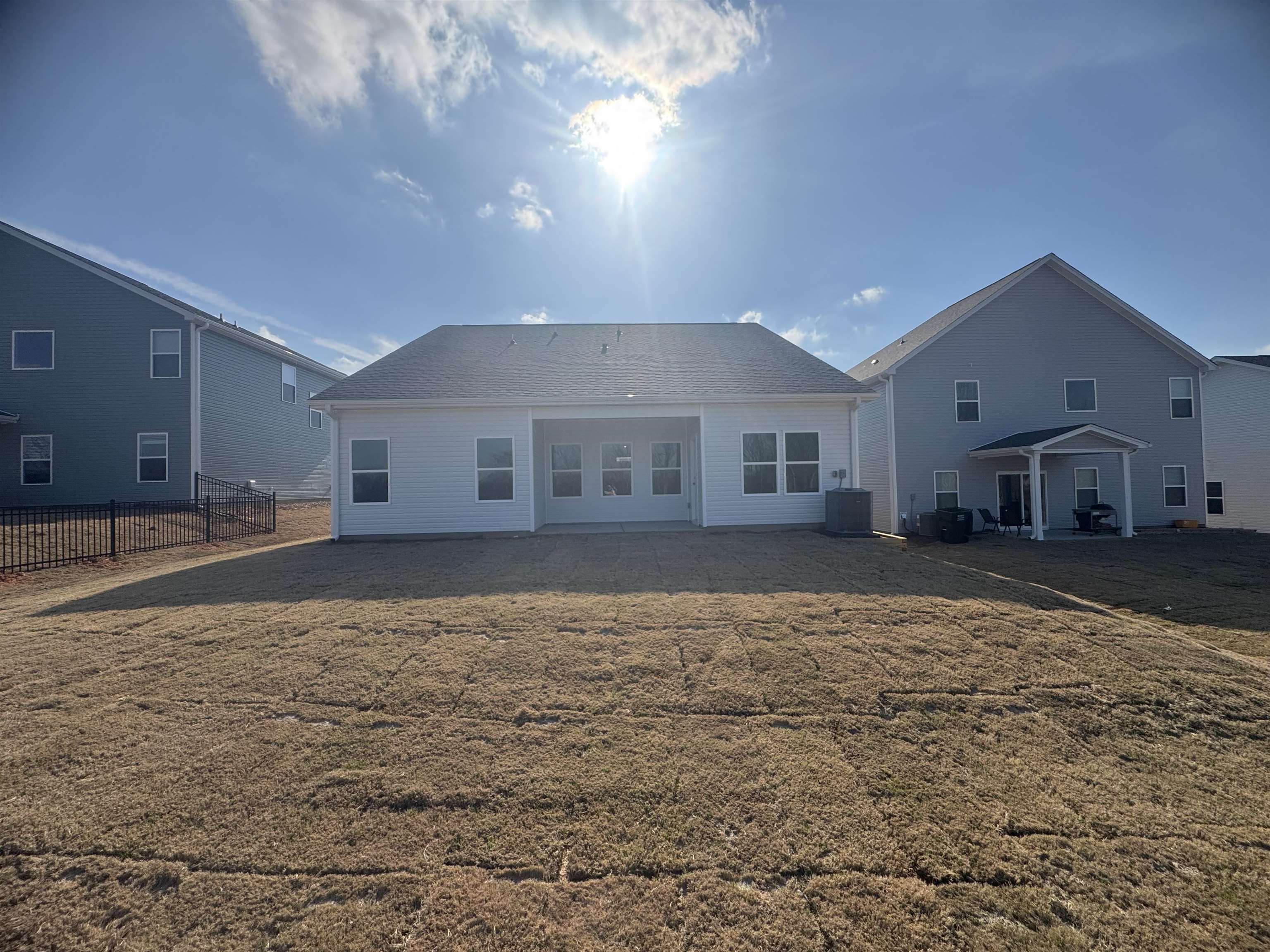 453 Haddon Trail Woodruff, SC 29388 - Photo 2 of 19
