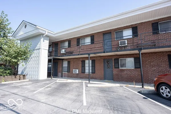 $925 | 7046 East US Highway 36, Unit 11, Avon, IN 46123