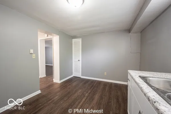$925 | 7046 East US Highway 36, Unit 11, Avon, IN 46123