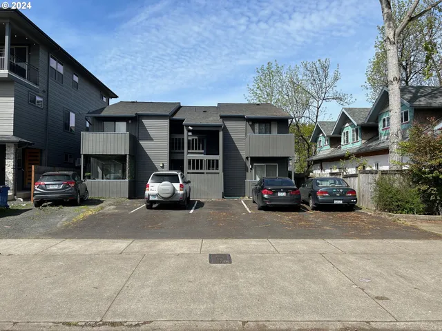 a car parked in front of a building