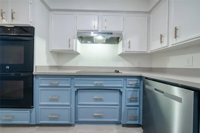 $2,350 | 7838 Vickijohn Drive, Houston, TX 77071