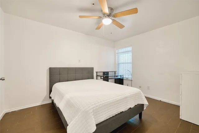 $2,350 | 7838 Vickijohn Drive, Houston, TX 77071