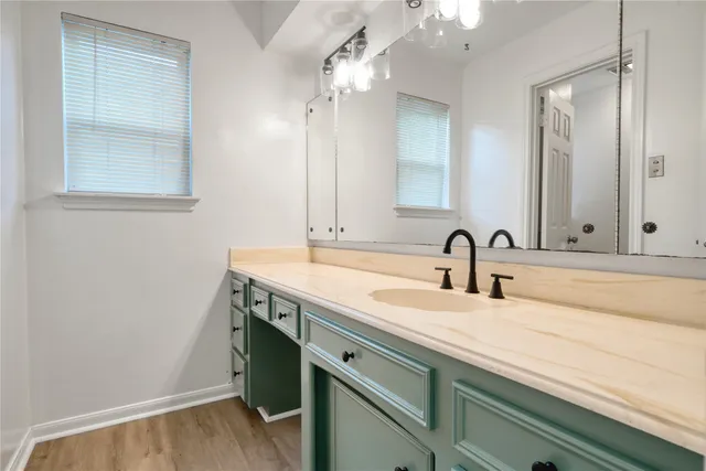 $2,350 | 7838 Vickijohn Drive, Houston, TX 77071