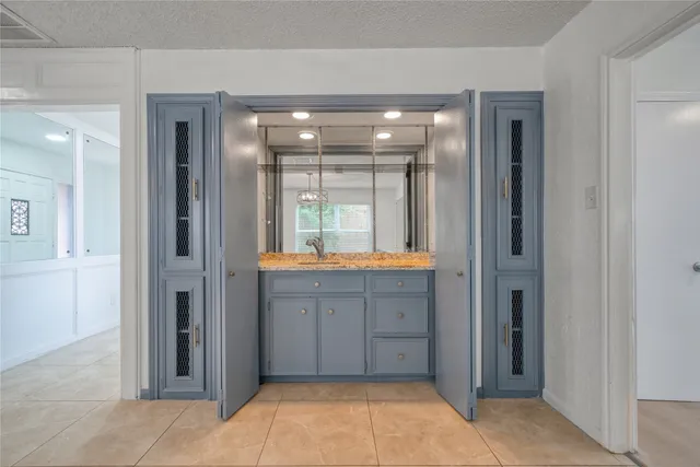 $2,350 | 7838 Vickijohn Drive, Houston, TX 77071