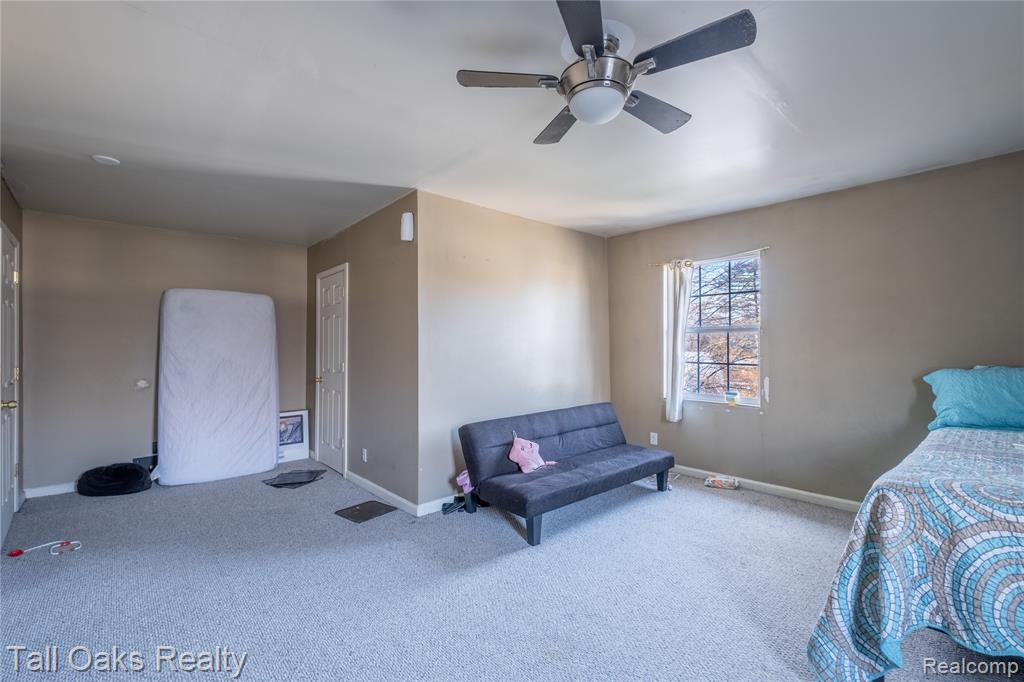 6054 East Pierson Road Flint, MI 48506 - Photo 33 of 38