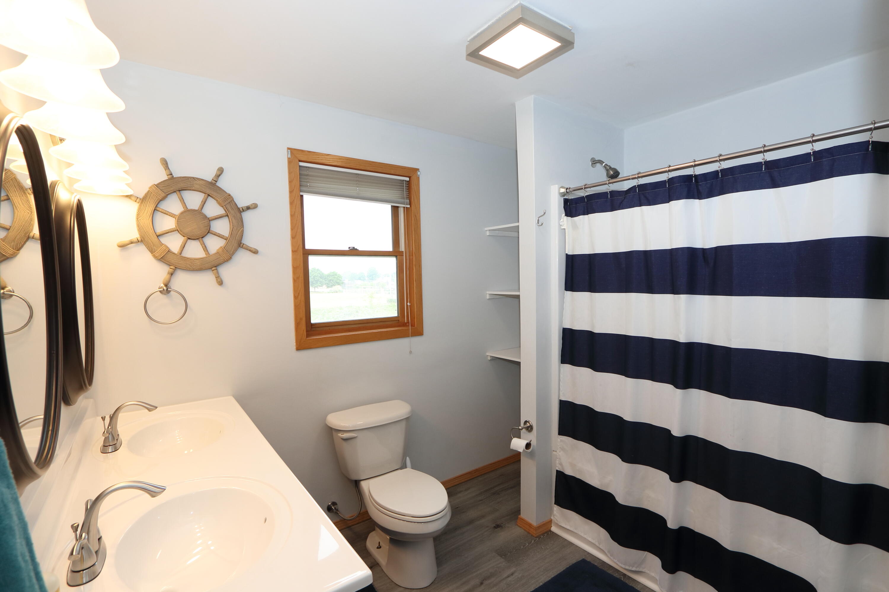8605 Ridgebluff Drive Southwest Byron Center, MI 49315 - Photo 10 of 26 Primary Ensuite Bath