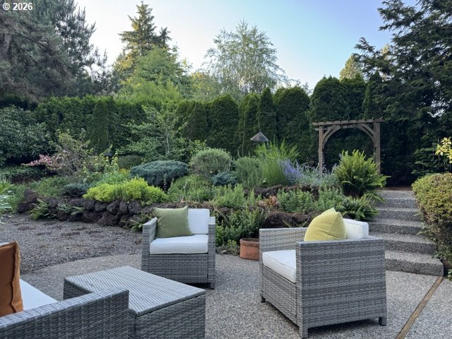 145 South Ridge Drive Portland, OR 97219 - Photo 25 of 40 Gallery Image 25