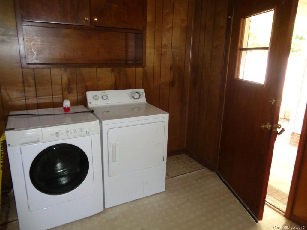 172 Alexander Road Troy, NC 27371 - Photo 6 of 11 Gallery Image 6