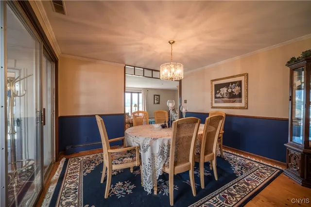 $299,900 | 110 Bellshire Lane, Syracuse, NY 13208