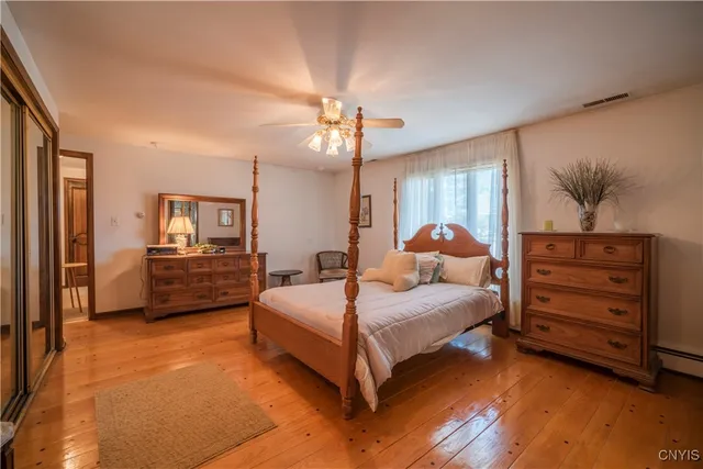 $299,900 | 110 Bellshire Lane, Syracuse, NY 13208