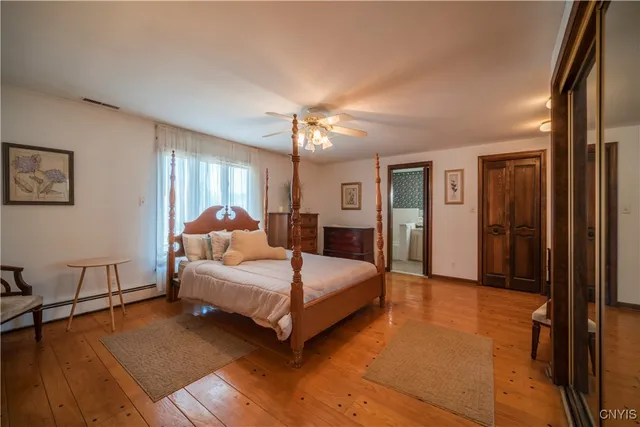 $299,900 | 110 Bellshire Lane, Syracuse, NY 13208